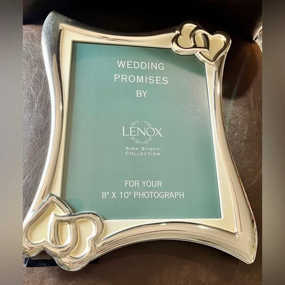 Lenox Kirk Stieff Collection Silver Photo Frame with Heart Accents 8X10 NIB - Picture 3 of 4